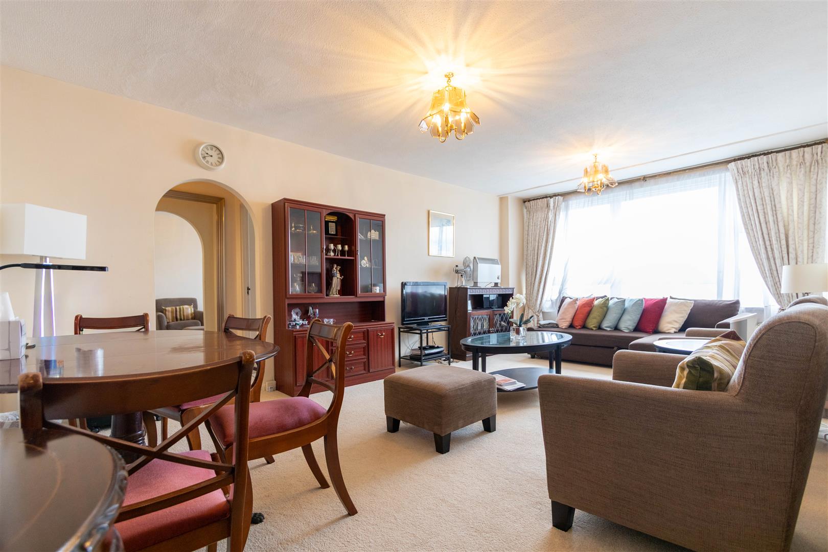 1 bed property in Lords View II, St John's Wood